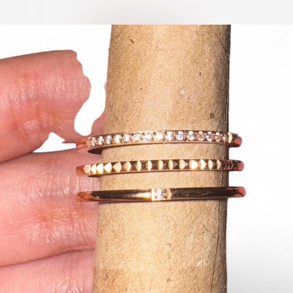 Rose gold multiple stack ring - Picture 3 of 4